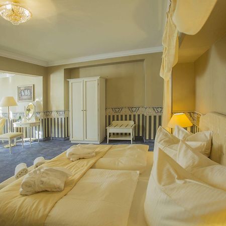 Parkhotel Idar-Oberstein Bagian luar foto
