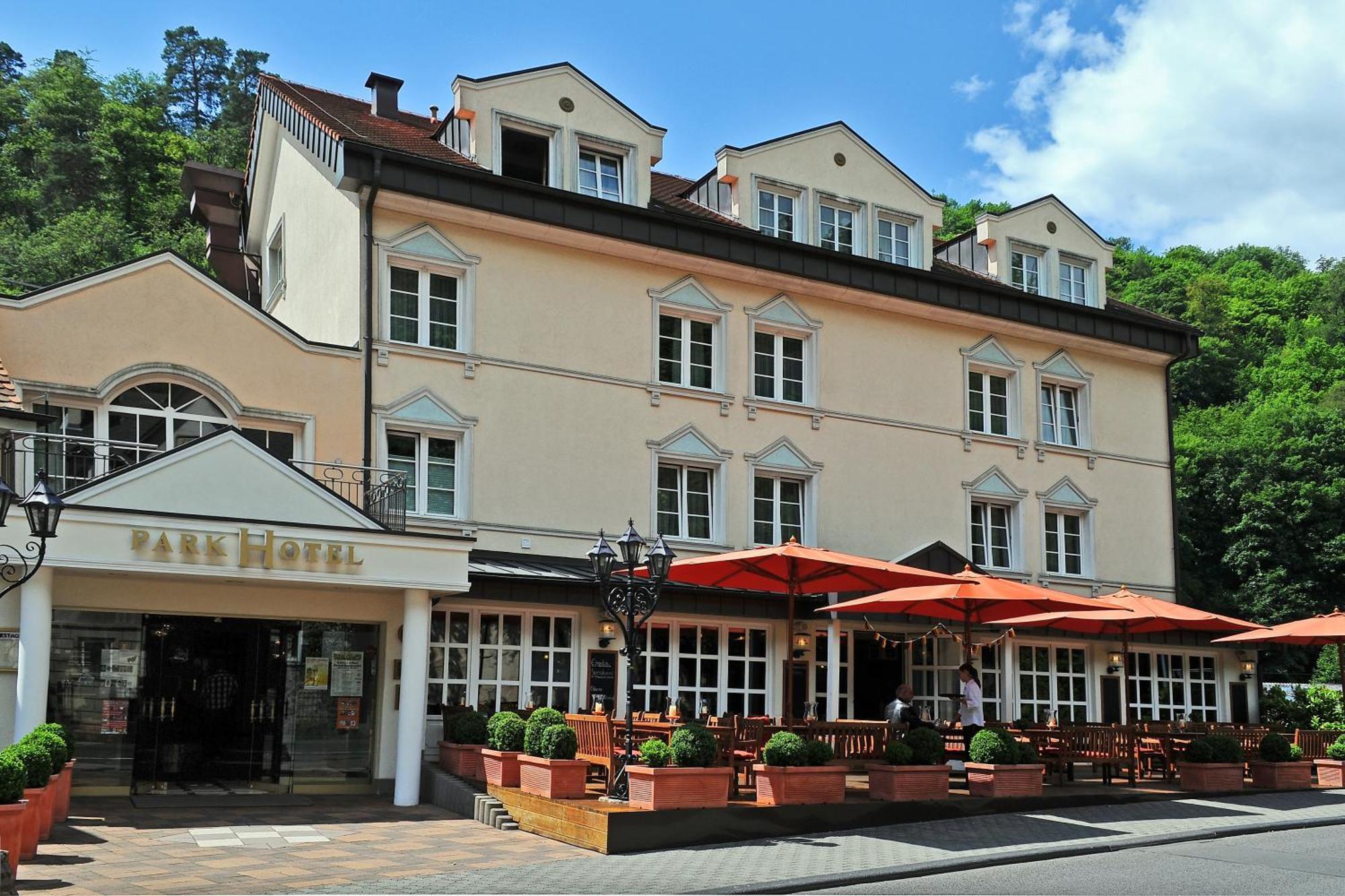 Parkhotel Idar-Oberstein Bagian luar foto