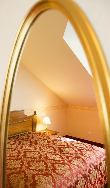 Parkhotel Idar-Oberstein Ruang foto
