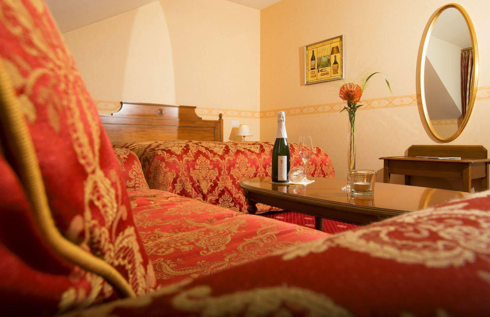 Parkhotel Idar-Oberstein Bagian luar foto